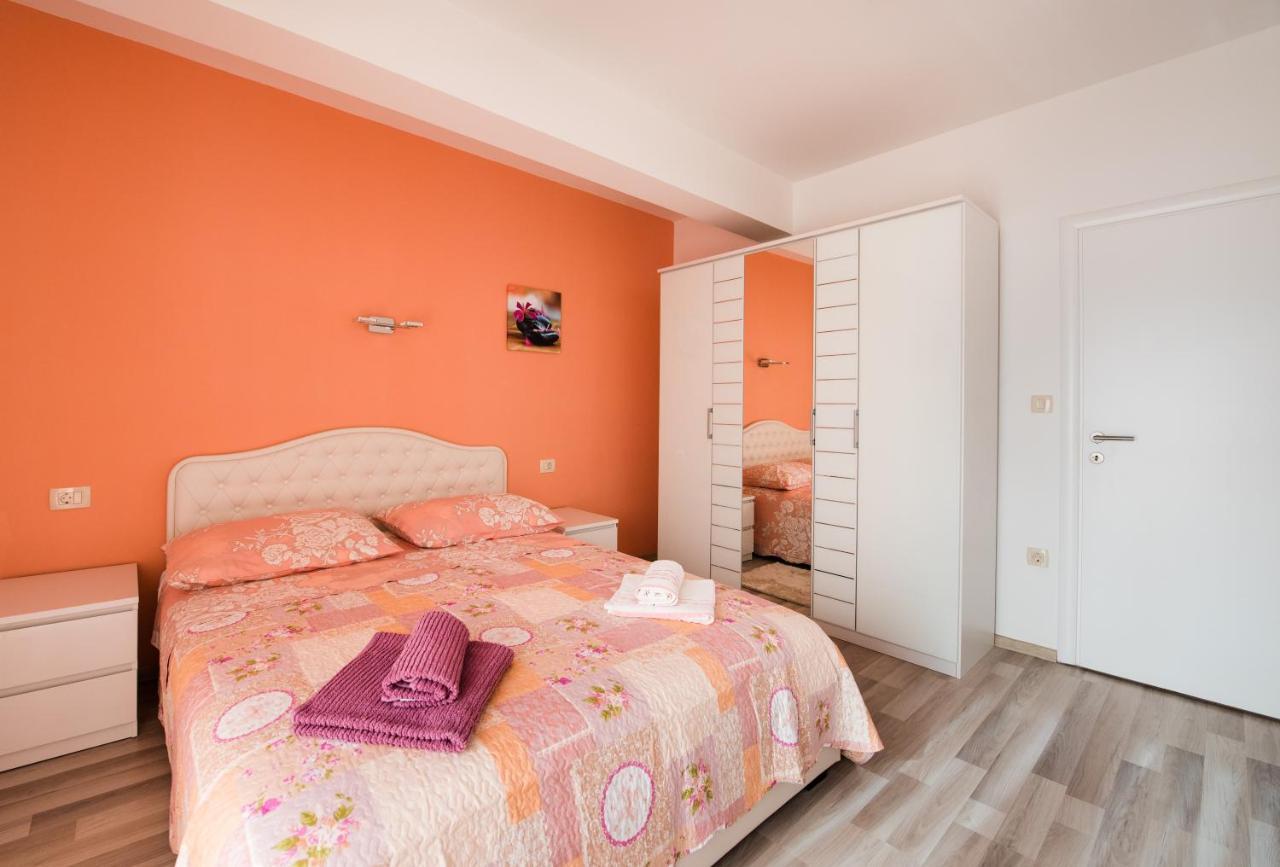 Apartments Care Donji Okrug  Exterior foto